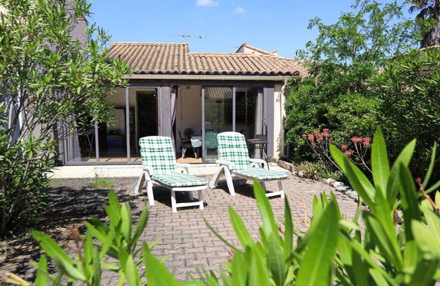 St Cyprien House 4p with large terrace and enclosed garden