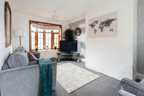 St George Market 3 BR House City Centre Parking