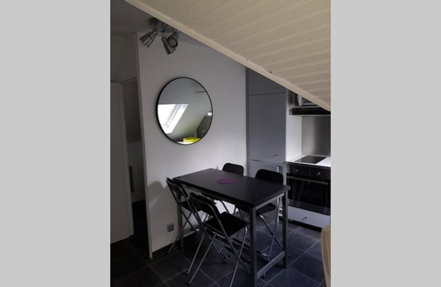ST LARY-VIGNEC Joli petit appartement idéalament situé