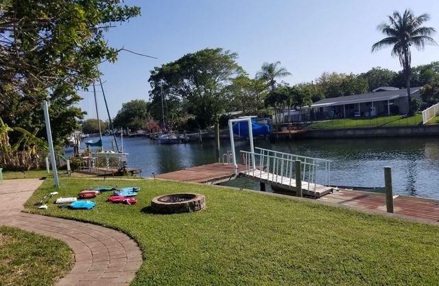 St. Petersburg Tampa Bay Side Island Water Home