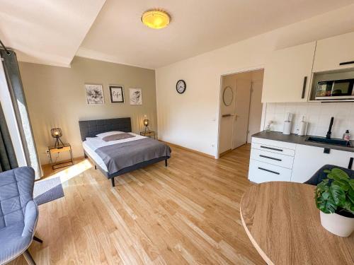 Stadtwald Langzeit-Apartment - Küche - Waschmaschine - S-Bahn direkt