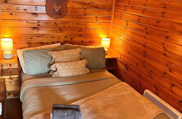 Standard Cabin in Crianlarich, West Highland way