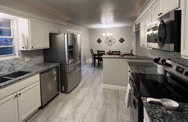 Stanley Rother Shrine Vacation Home. Spacious, with easy access to Main Highways