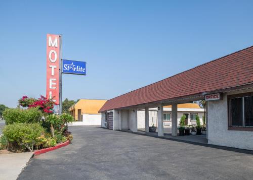 Starlite Motel