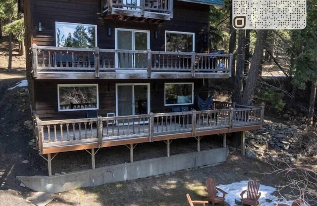 Starry Pines · Family & Pet Friendly Cabin Retreat w/3 Decks!