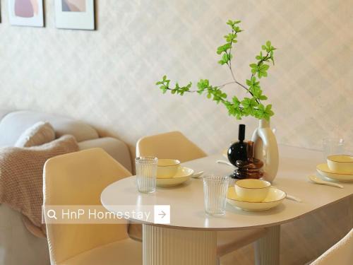 StarviewBay Forest City 2B1R Cozy Condo