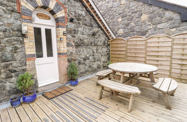 STATION FLAT, family friendly in Betws-Y-Coed