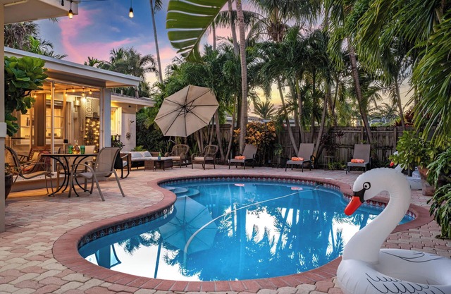 Stay at Bel Air by the Beach for Convenience