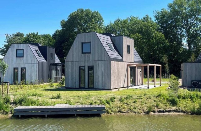 Stay in comfort in this modern, recently built holiday home with a beautiful view of the water from