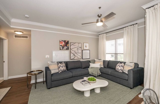 Stay6th&Race | Downtown Cincy