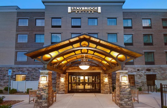 Staybridge Suites Sterling Heights - Detroit by IHG