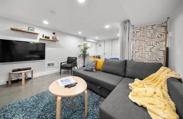 #StayInMyDistrict Arbor Lodge & Popular Overlook