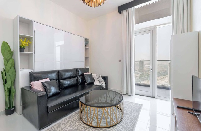 StayShort - Arjan Apartment that sleeps 4 with Awesome Views!