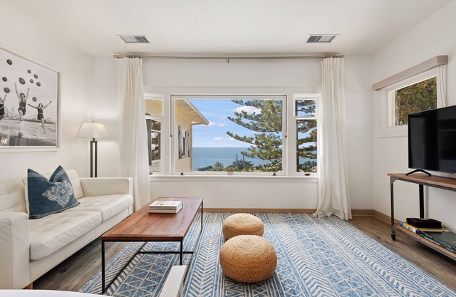 Steps to Beach & Town! Ocean Views! Sleeps 4 in style!