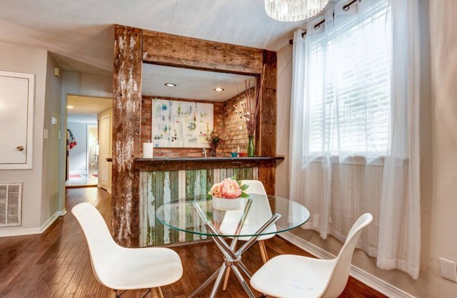 Steps to the French Quarter and Frenchman St spacious @1000sf Marigny
