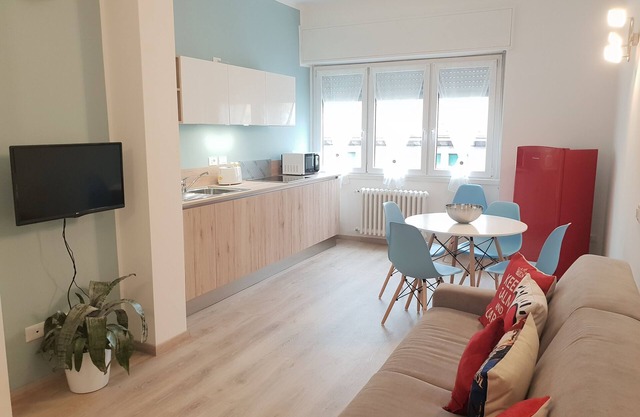 Stilish cozy and new apartment recently renovated 4 pax in Milan