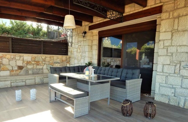 Stone Villa Maria in Fthiotida