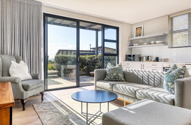 Stonehurst Views - 1 Bed Flatlet