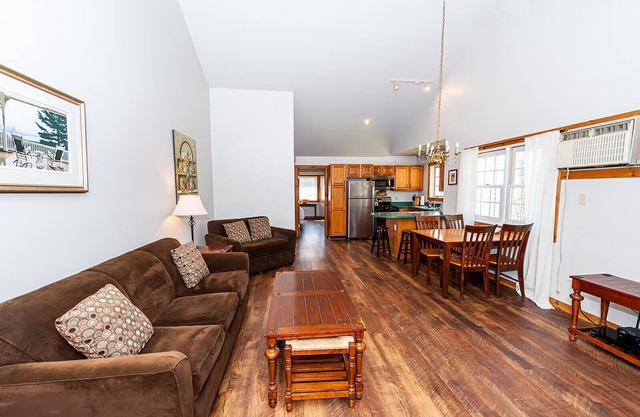 Stowe Village 1 Br Condo - Cozy Condo