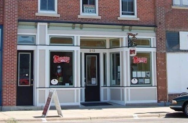 Striking Loft Overlooking the Mississippi River