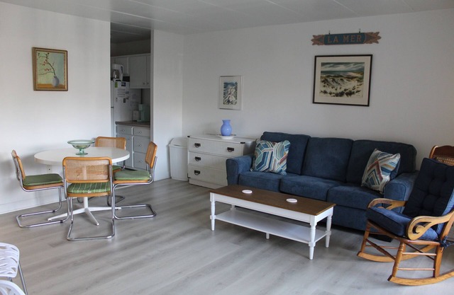Studio & 1 Bath in Rehoboth Beach - Ocean Block