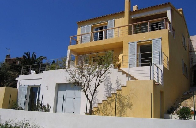 Studio 2/4 people in villa, Sea view, near Ajaccio