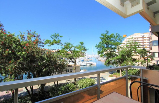 Studio 4 personnes vue sur la Marina