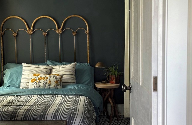 Studio across the street from the Field of Dreams!