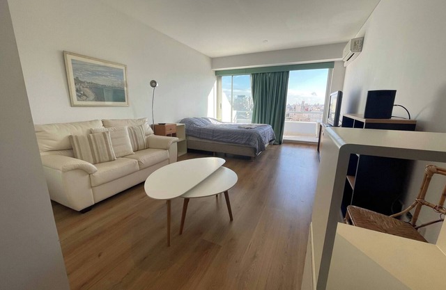 Studio Apartment Panoramic View of BSAS Above 9 de Julio Avenue