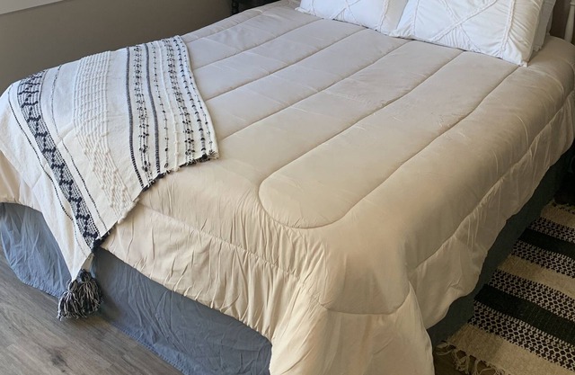 Studio apartment with kitchen, washer & tv just outside Great Falls MT in Ulm.