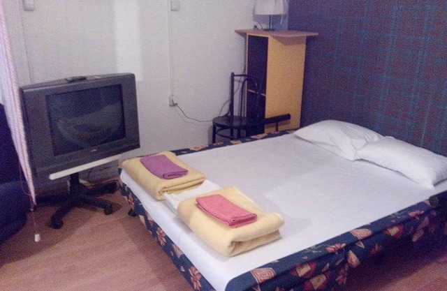 Studio-Appartment in a house , excellent location , minutes away from "must see"