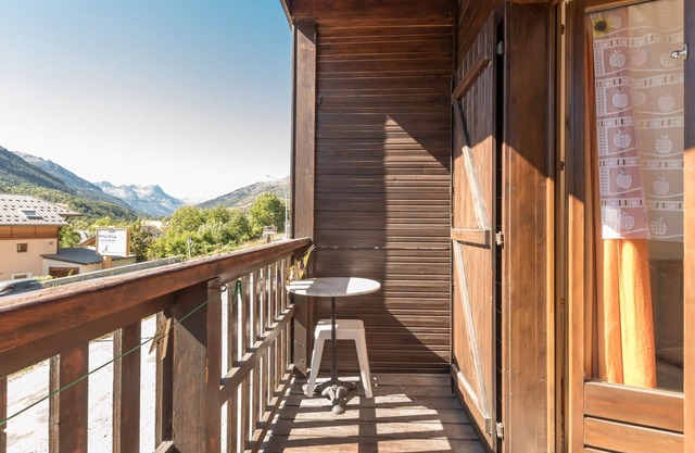 Studio cabin with balcony, parking - 4 pers - Briançon