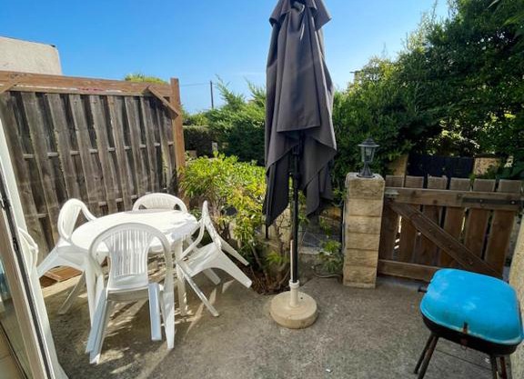 Studio cosy à Linguizzetta 32 m² avec terrasse privée