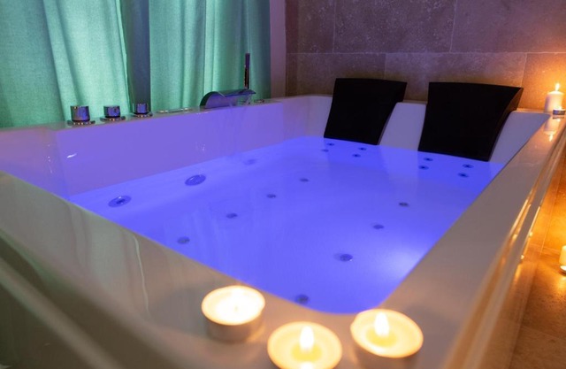 Studio cosy avec Balnéo - Venise Normande