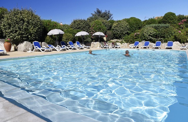 Studio Cosy avec piscine extérieure