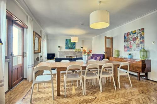 Studio Für 29 Personen Und 1 Kind In Lissabon, Região De Lisboa Costa De Lisboa