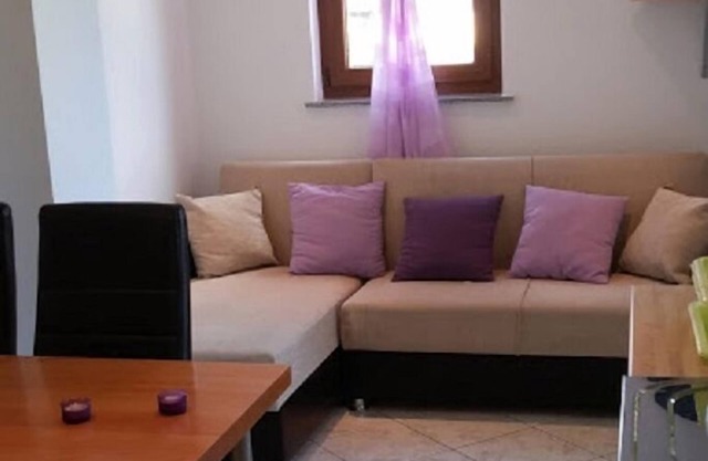 Studio flat with balcony and sea view Martinšćica, Cres (AS-14334-b)