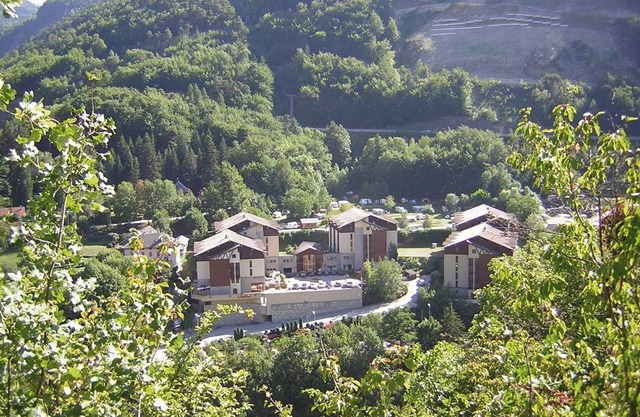 Studio in Brides les Bains 600m from skilift