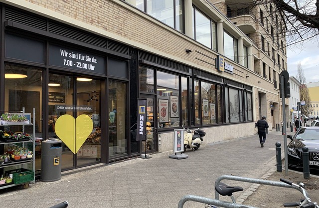 Studio in popular Berlin-Charlottenburg