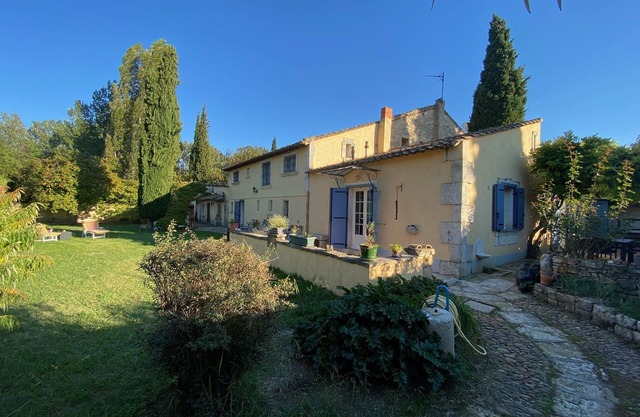 Studio Indépendant au Calme Avec Piscine