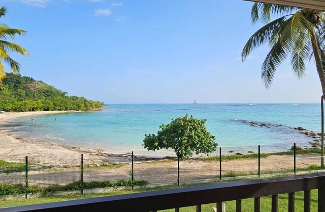 Studio - Magnifique vue mer - Pieds Dans L'eau