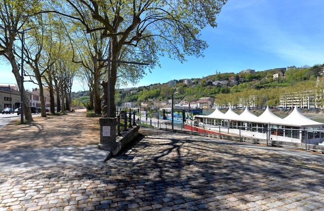 Studio Péniche, La Timonerie, Côté Lyon Perrache