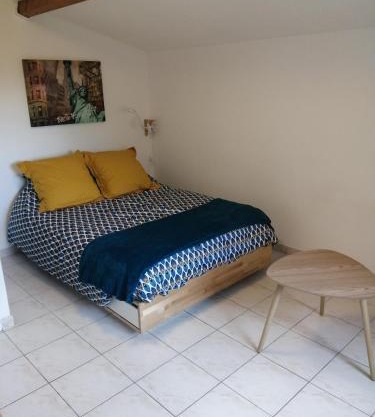 studio refait a neuf avec la fibre