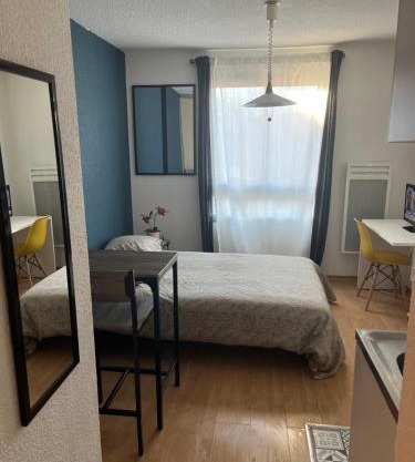 Studio Sacré Cœur Proche Basilique - N 319