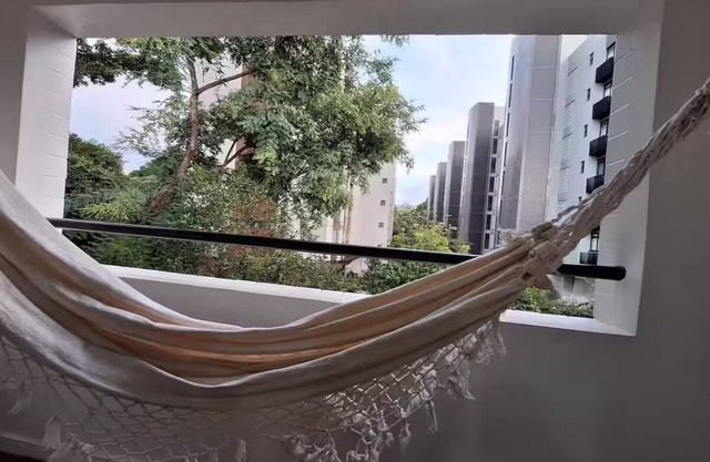 Studio Tipuana open balcony with hammock