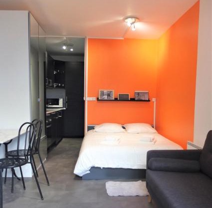 Studio tout équipé - 300m gare - 005