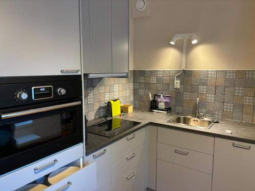Studio with balcony in Kallio