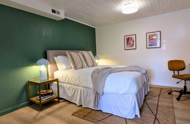 Studio with Private Entrance & Bath| Backs to NREL