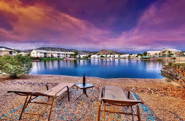 Stunning 2 Bedroom Lakefront with Incredible Views. Senior Friendly Single Level