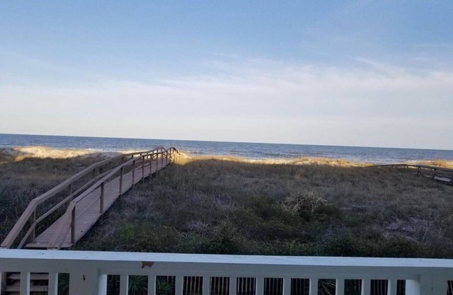 Stunning 2BR/2BA Oceanfront Condo
